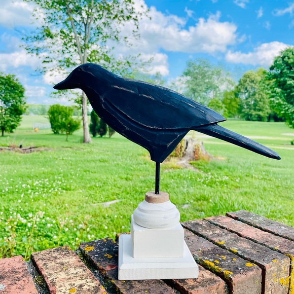 Wooden Crow Pedestal, Large - Picture 11 of 13